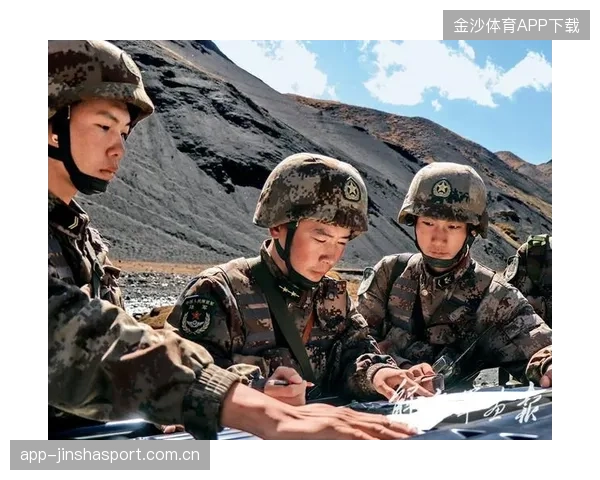 纽卡斯尔联左路推进强度陡升快速迫近禁区核心——一线战术透视与实战启示