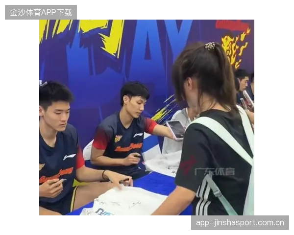 广东嘉年华·张昊归队:从梦想起航到舞台上演 广东嘉年华·张昊归队:从梦想起航到舞台上演